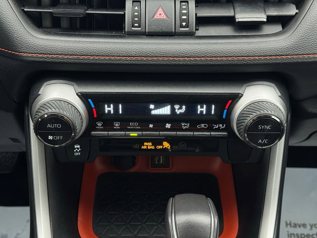 Used 2023 Toyota RAV4 Adventure image 39