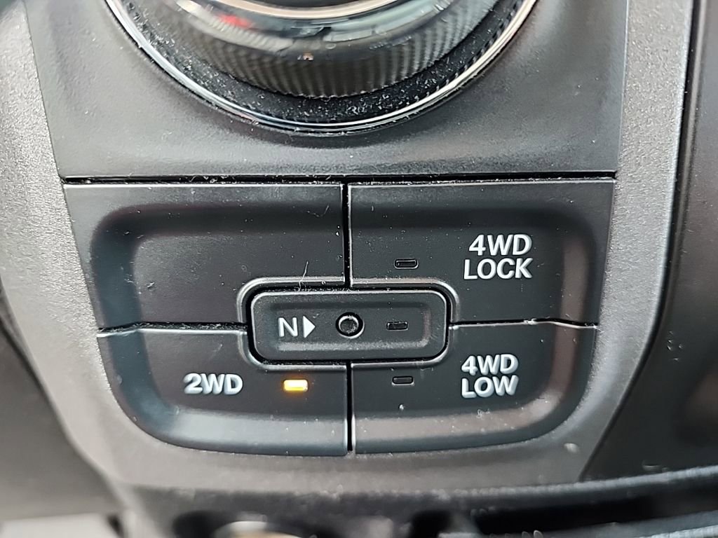 Certified 2016 RAM 1500 Express image 3