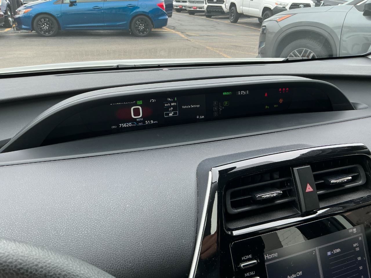 Used 2022 Toyota Prius LE FWD image 12