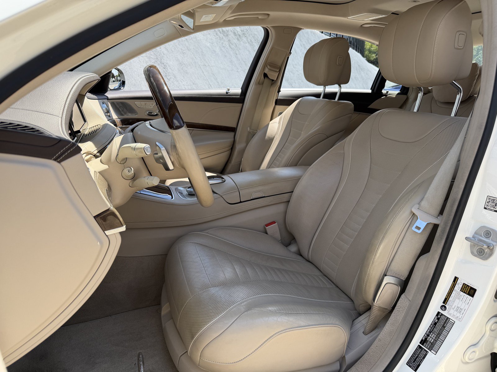 Used 2015 Mercedes-Benz S 550 Sedan image 14