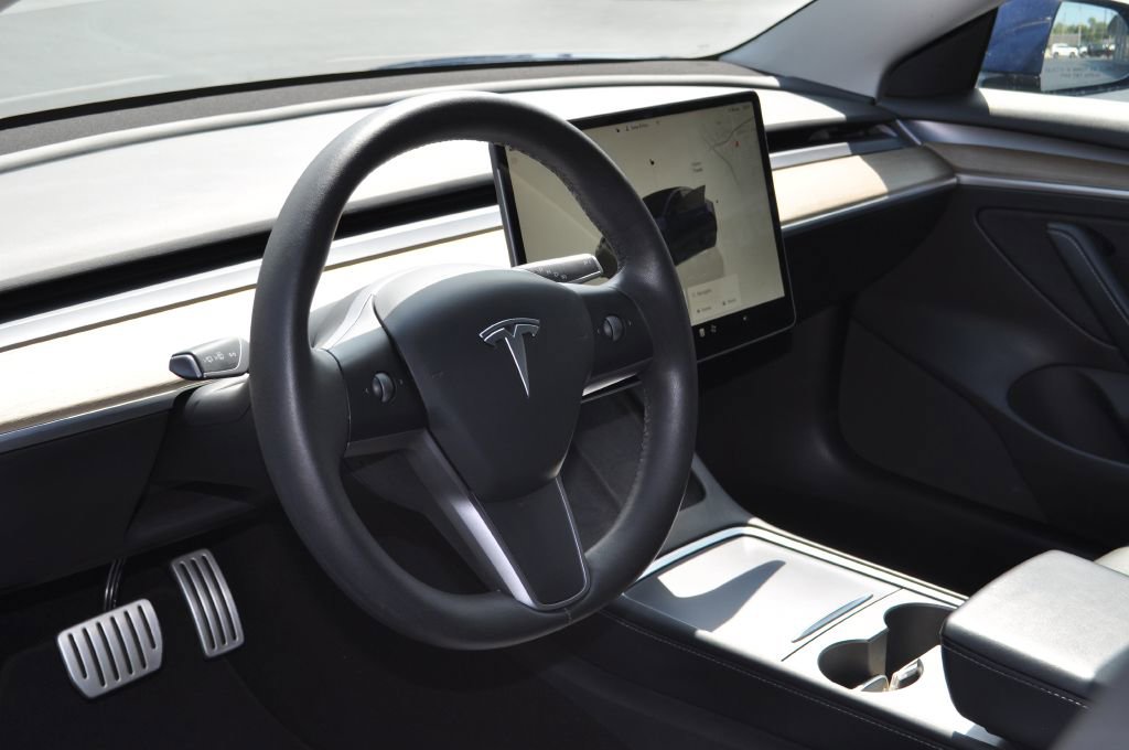 Used 2022 Tesla Model 3 Performance image 6