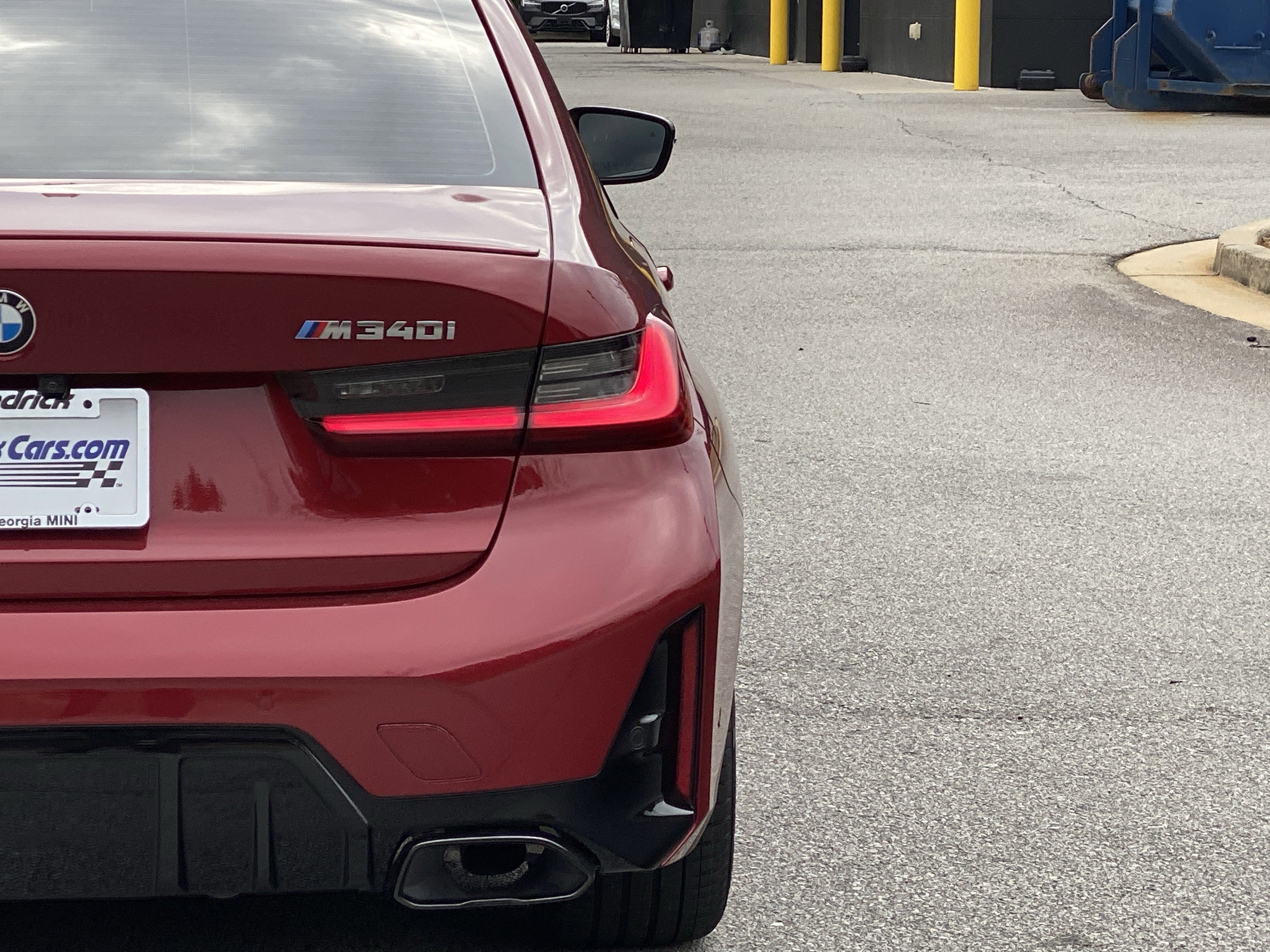 Used 2025 BMW M340i w/ Premium Package image 23