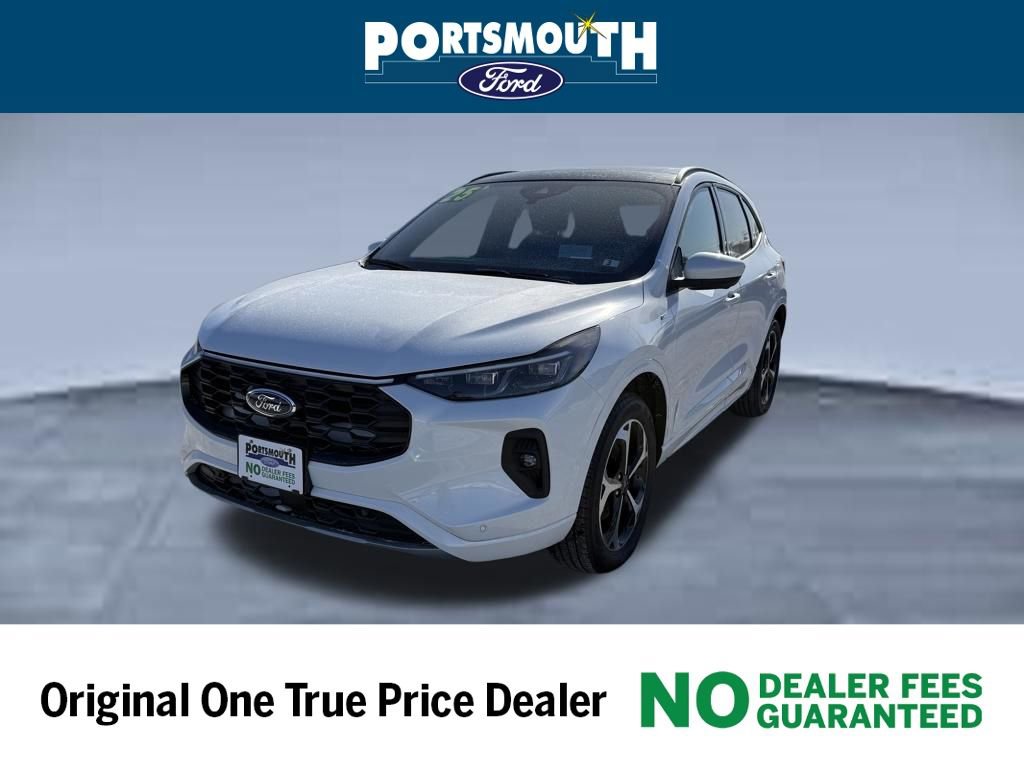 Used 2025 Ford Escape ST-Line Elite w/ Premium Technology Package image 17