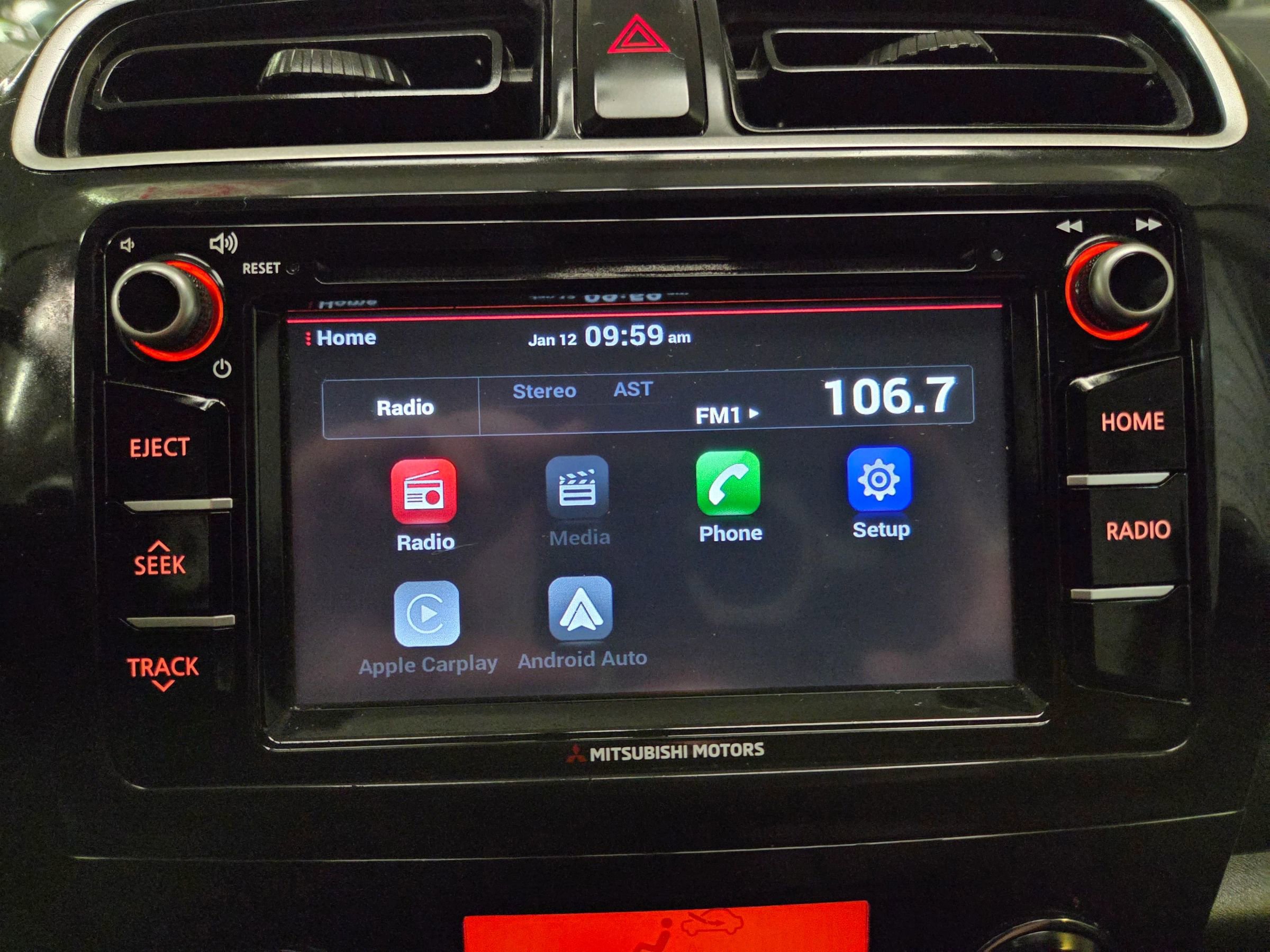 Used 2020 Mitsubishi Mirage LE image 28