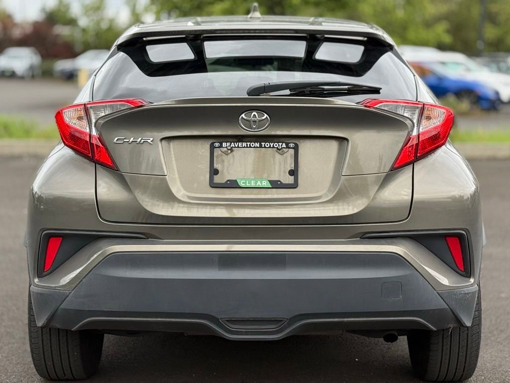 Used 2021 Toyota C-HR LE FWD image 4