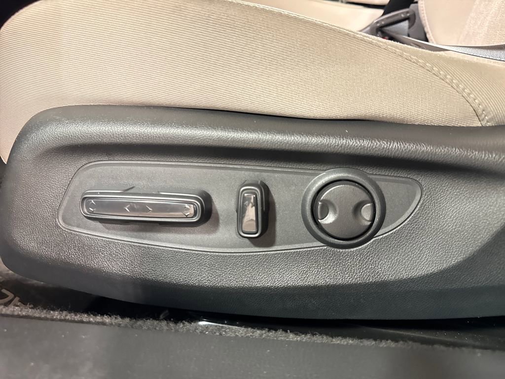 Certified 2024 Honda Accord EX image 15
