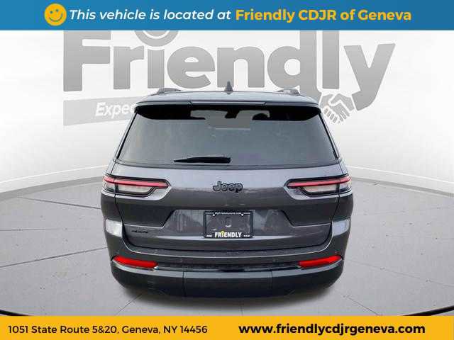 Used 2025 Jeep Grand Cherokee L Altitude image 6