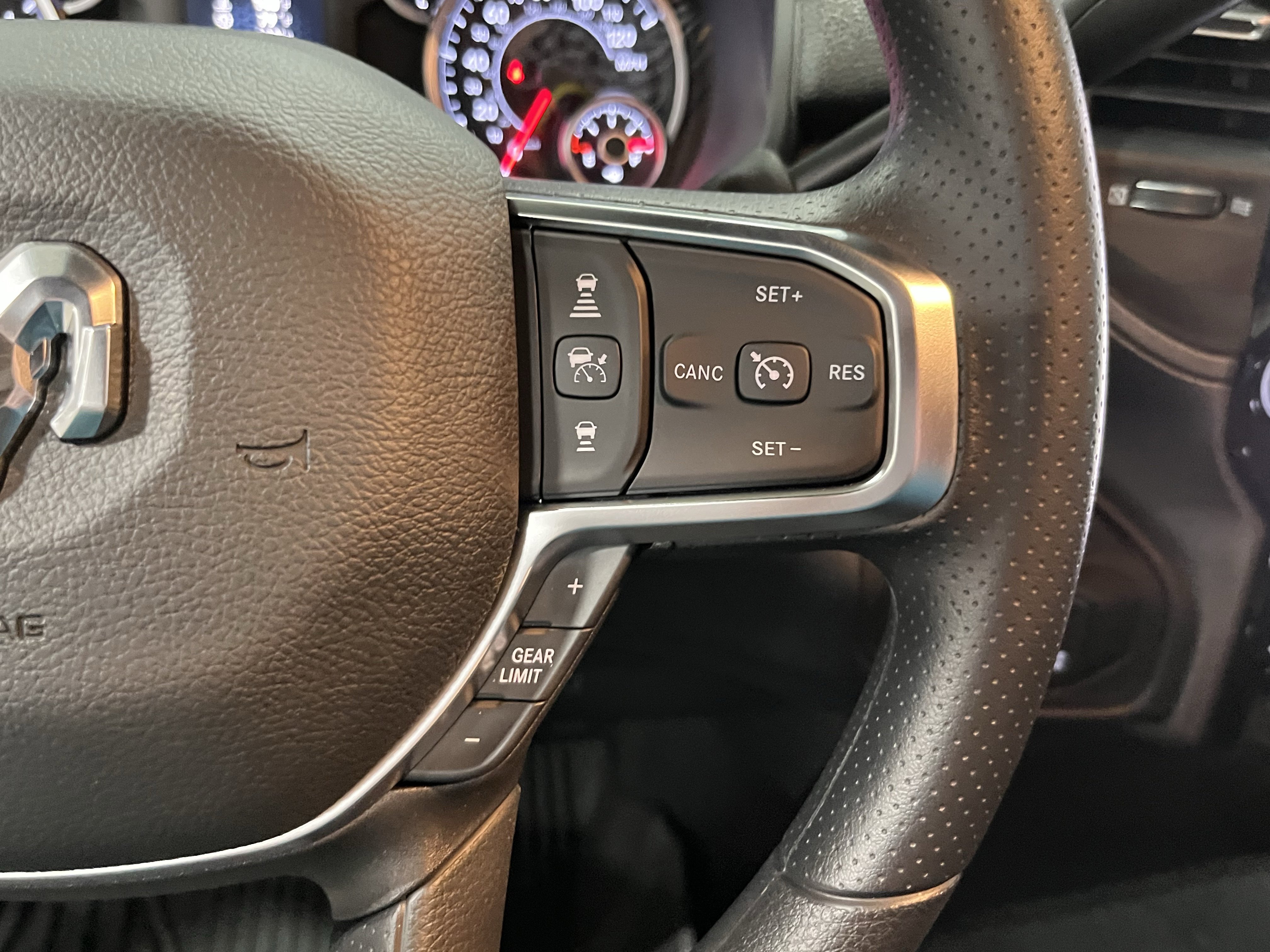 New 2026 RAM 2500 Tradesman AWD/4WD image 22