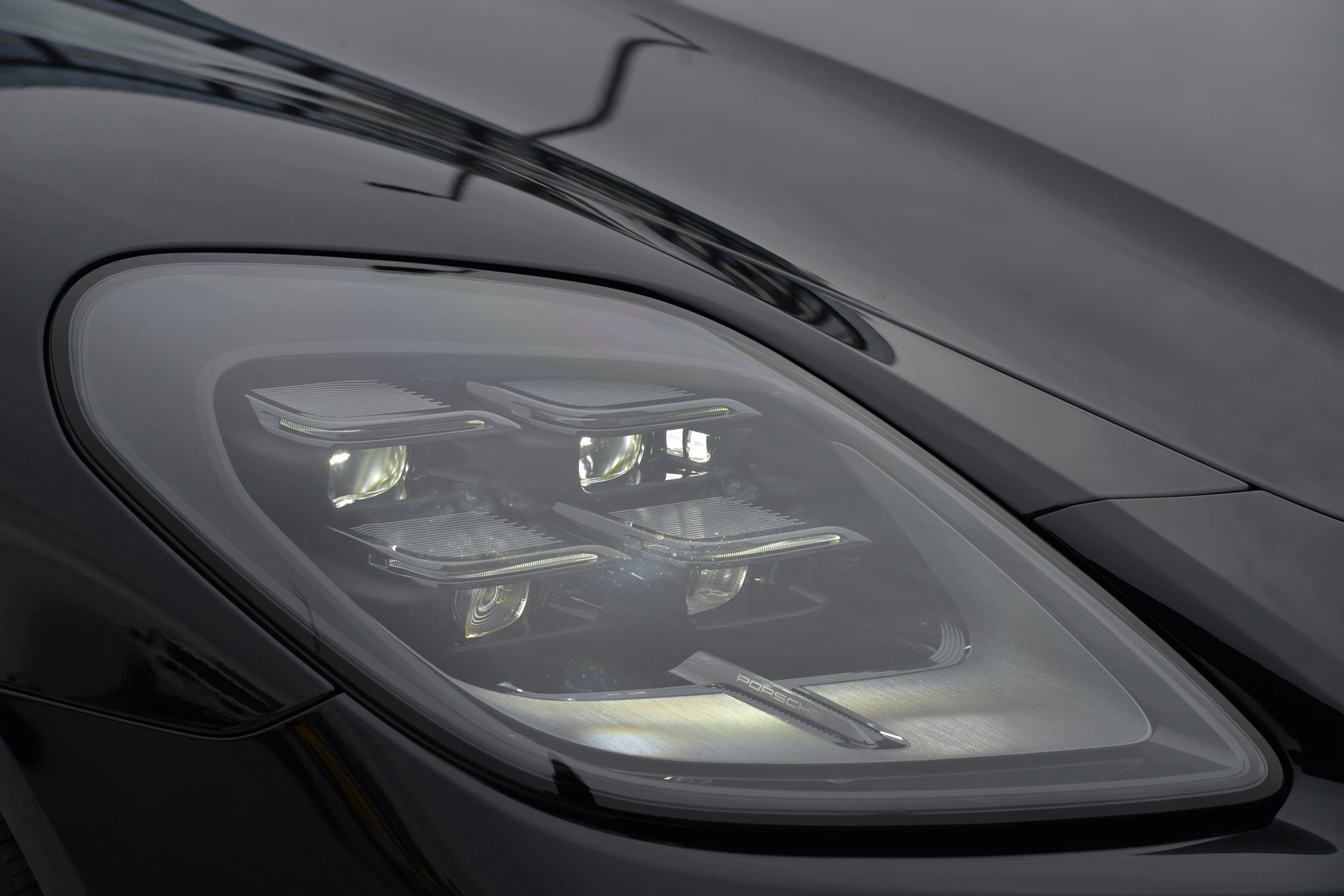 New 2026 Porsche Panamera 4 image 12