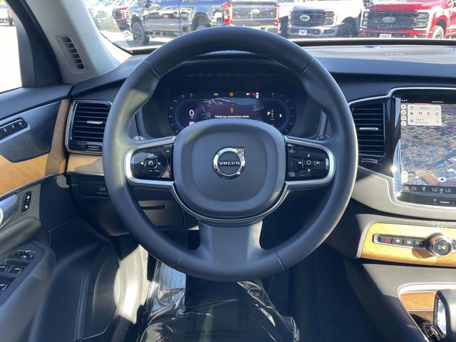 Used 2025 Volvo XC90 B6 Plus image 10