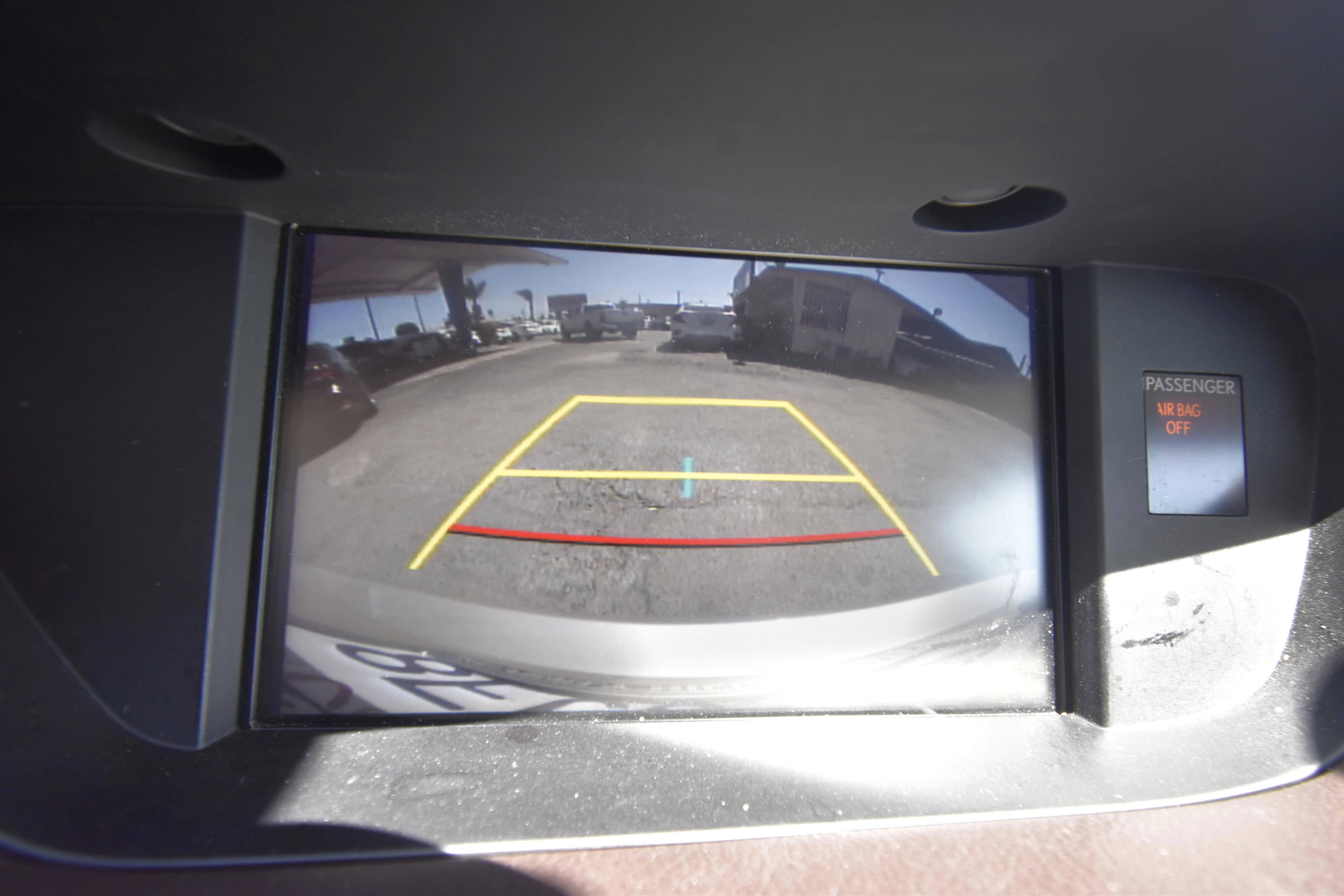 Used 2018 Lexus ES 300h w/ Navigation Package FWD image 12