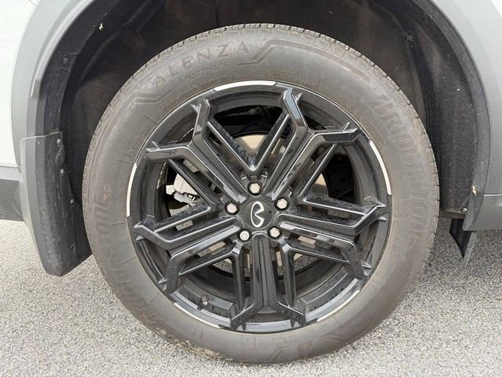 Certified 2026 INFINITI QX60 Sport w/ Dark Cargo Package image 24