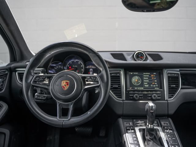 Used 2015 Porsche Macan Turbo AWD/4WD image 22