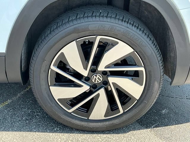Used 2024 Volkswagen Atlas SE AWD/4WD image 9