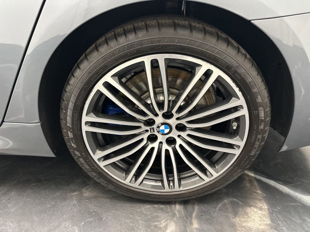 Used 2020 BMW 540i xDrive w/ M Sport Package image 30