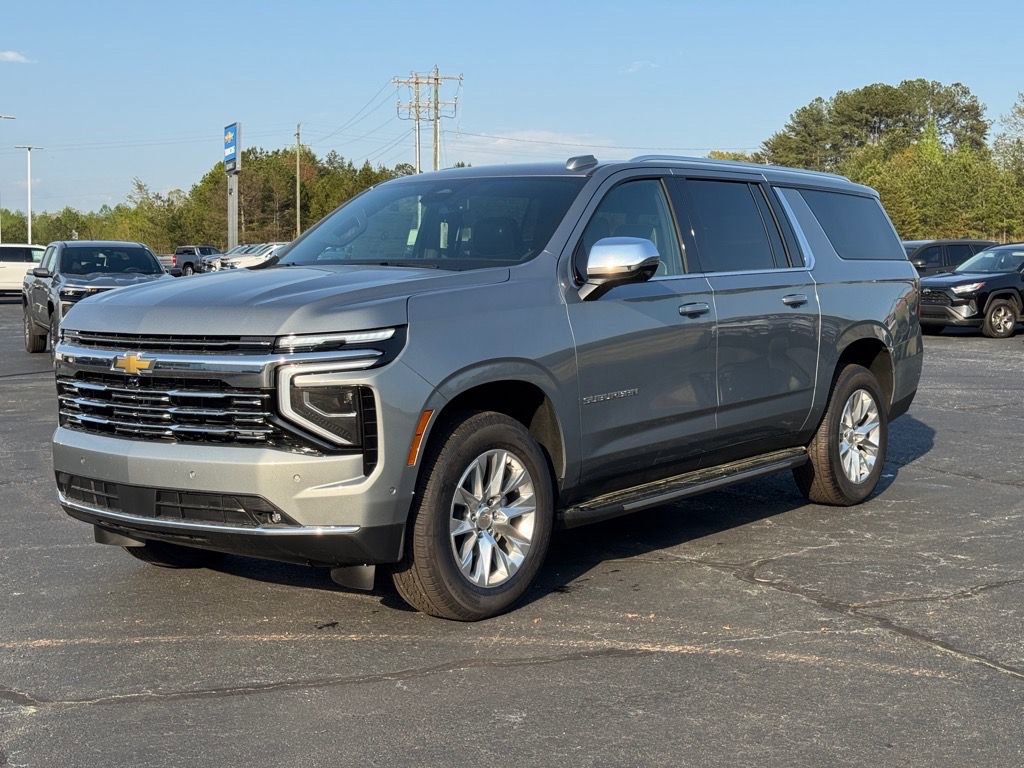 New 2025 Chevrolet Suburban Premier image 5