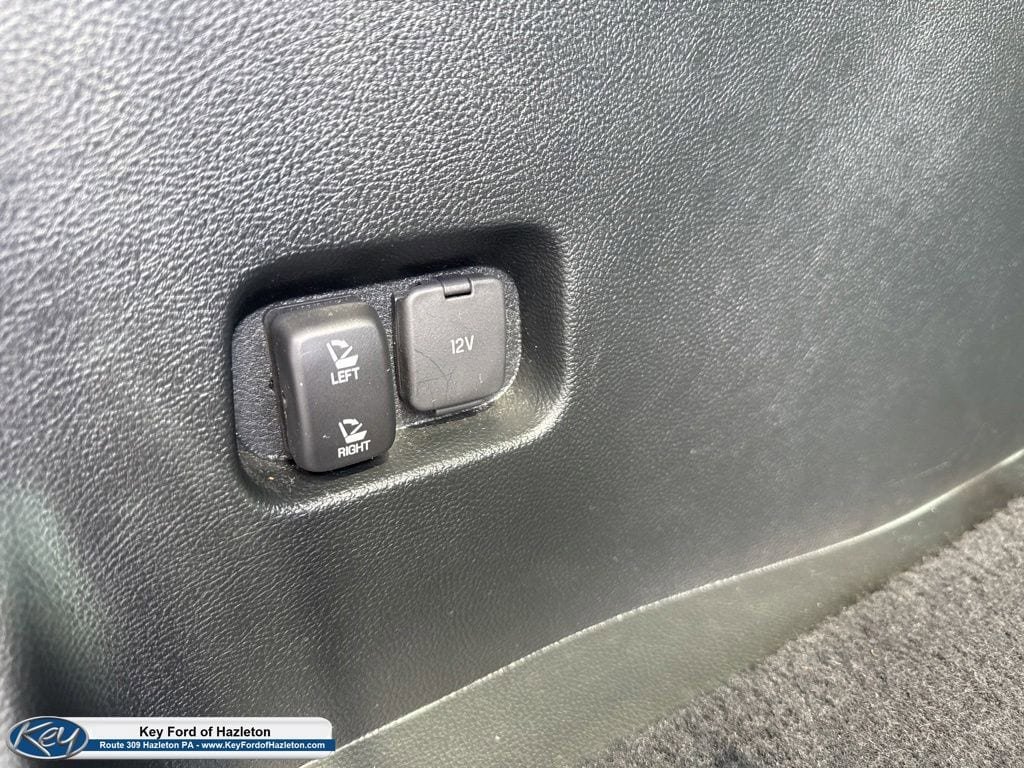 Used 2022 Ford Edge ST w/ Equipment Group 401A AWD/4WD image 46