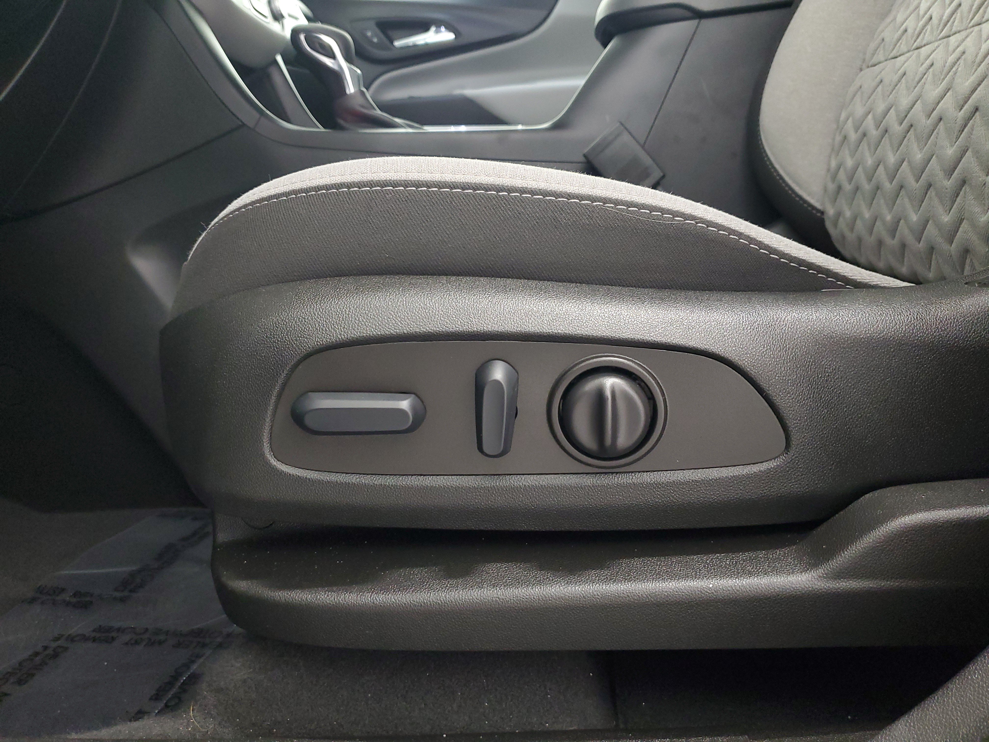 Used 2022 Chevrolet Equinox LT FWD image 17