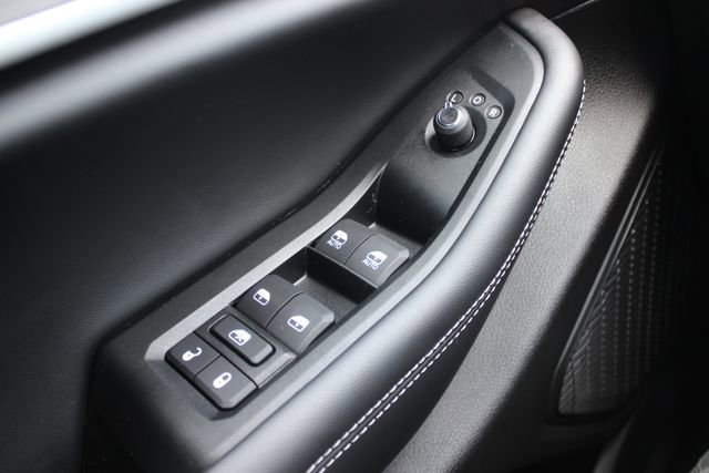 Used 2025 Jeep Grand Cherokee Limited w/ Luxury Tech Group II AWD/4WD image 21