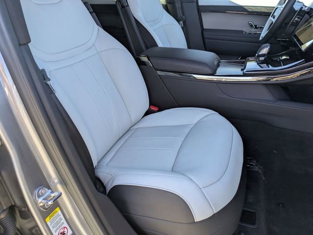 Used 2024 Land Rover Range Rover Sport Dynamic SE image 18