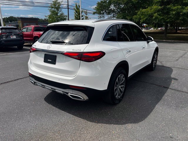 Used 2024 Mercedes-Benz GLC 300 4MATIC image 36