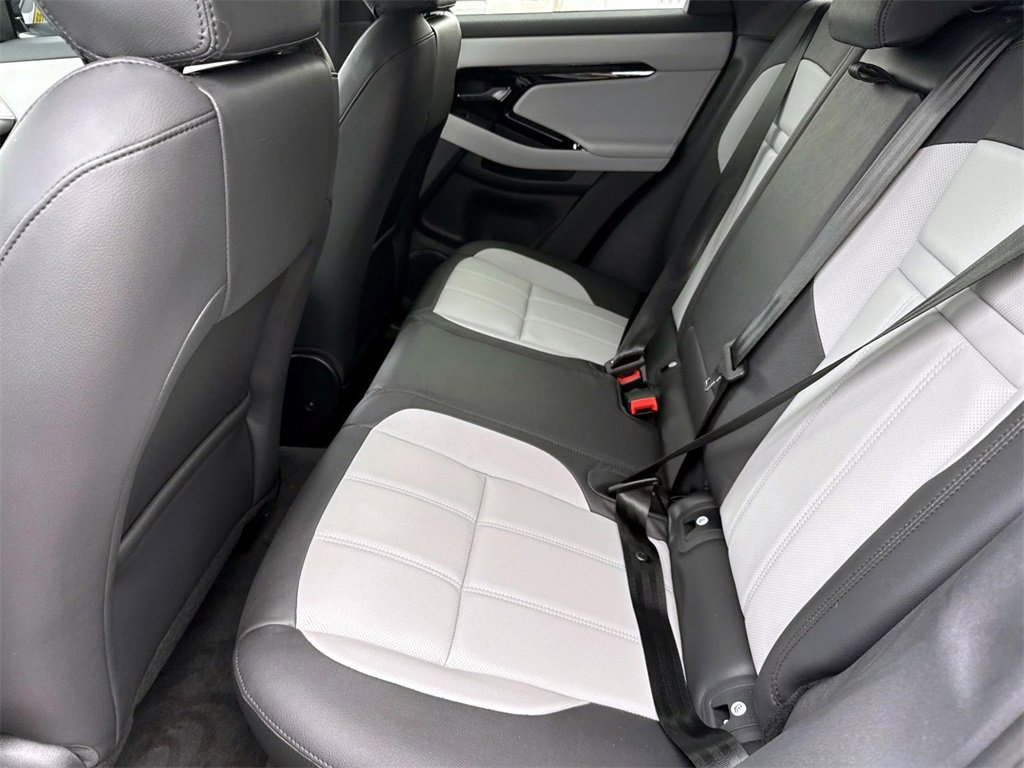 New 2026 Land Rover Range Rover Evoque Dynamic SE image 13