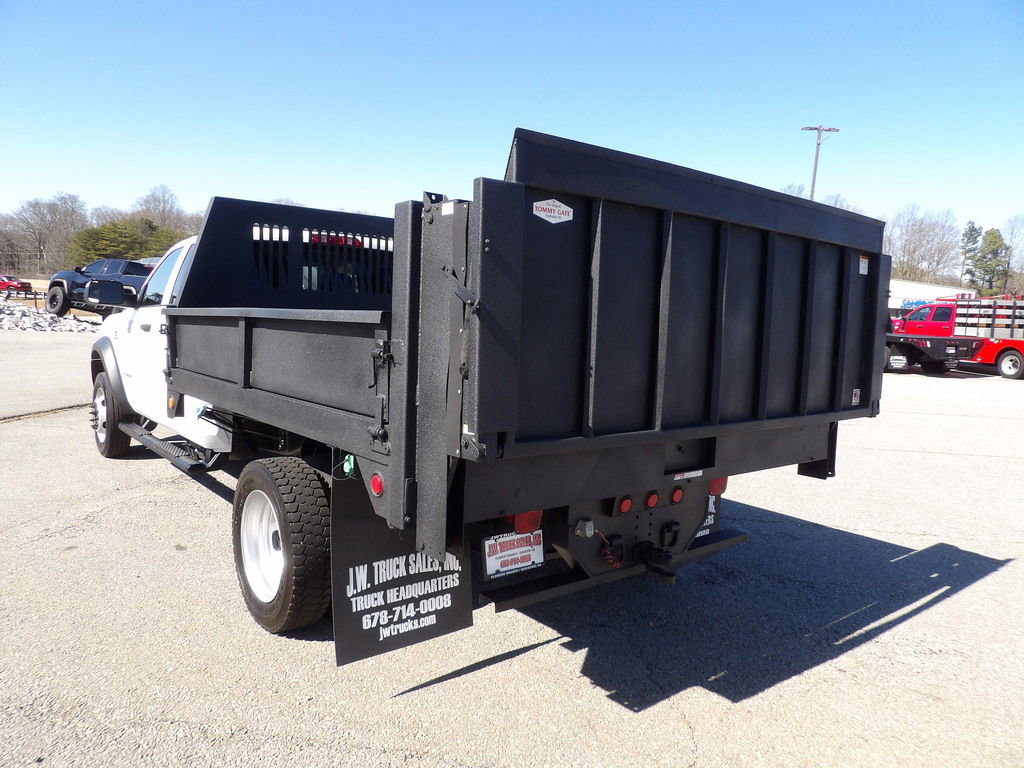 Used 2020 RAM 5500 Tradesman image 5