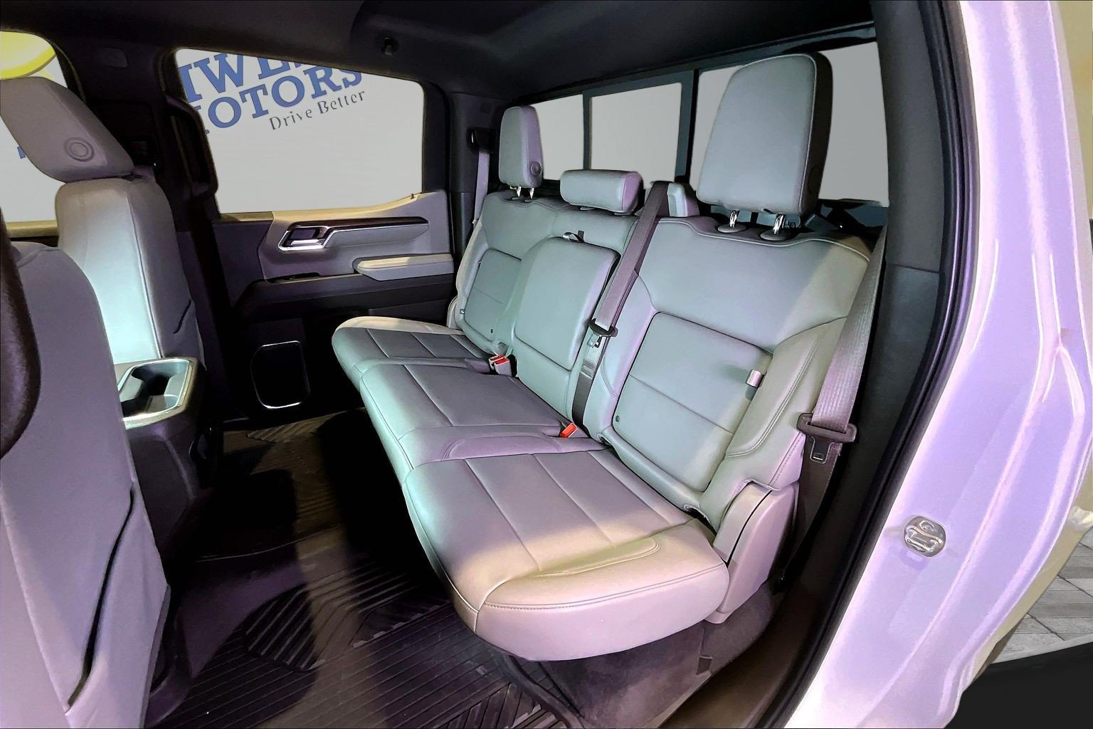 Used 2026 Chevrolet Silverado 1500 LT Trail Boss w/ LT Trail Boss Premium Package AWD/4WD image 24