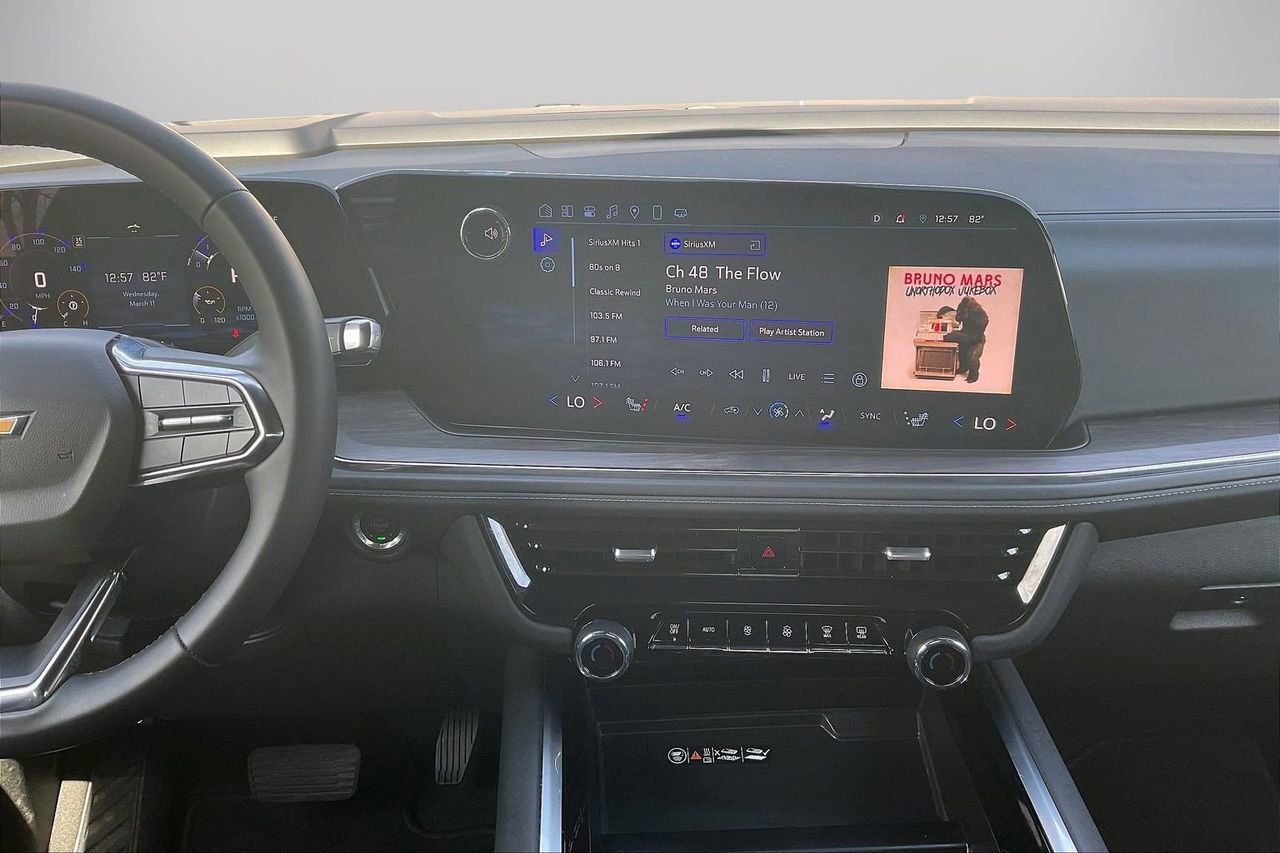 Used 2025 Chevrolet Tahoe LT image 13