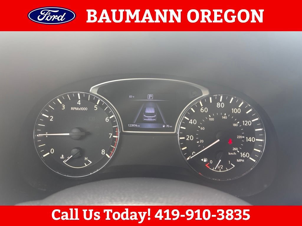 Used 2017 Nissan Pathfinder SV FWD image 20