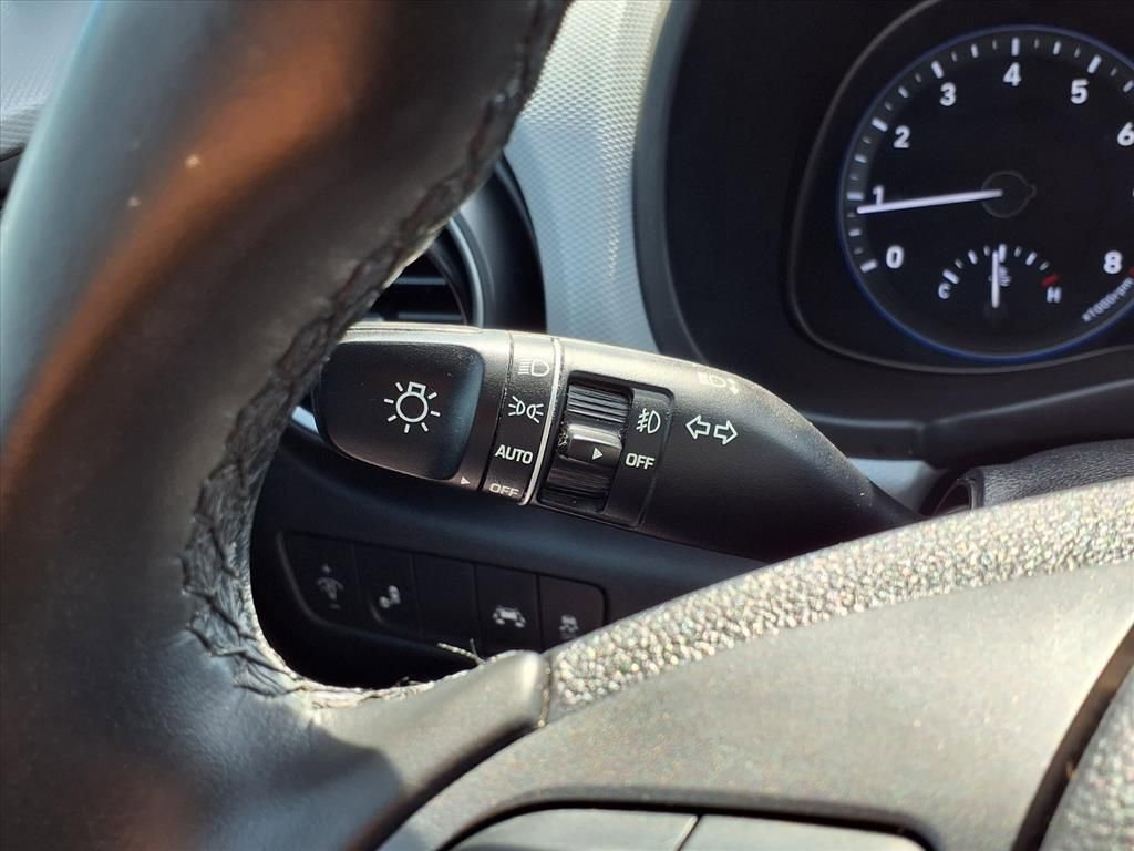 Used 2021 Hyundai Kona Limited FWD image 18