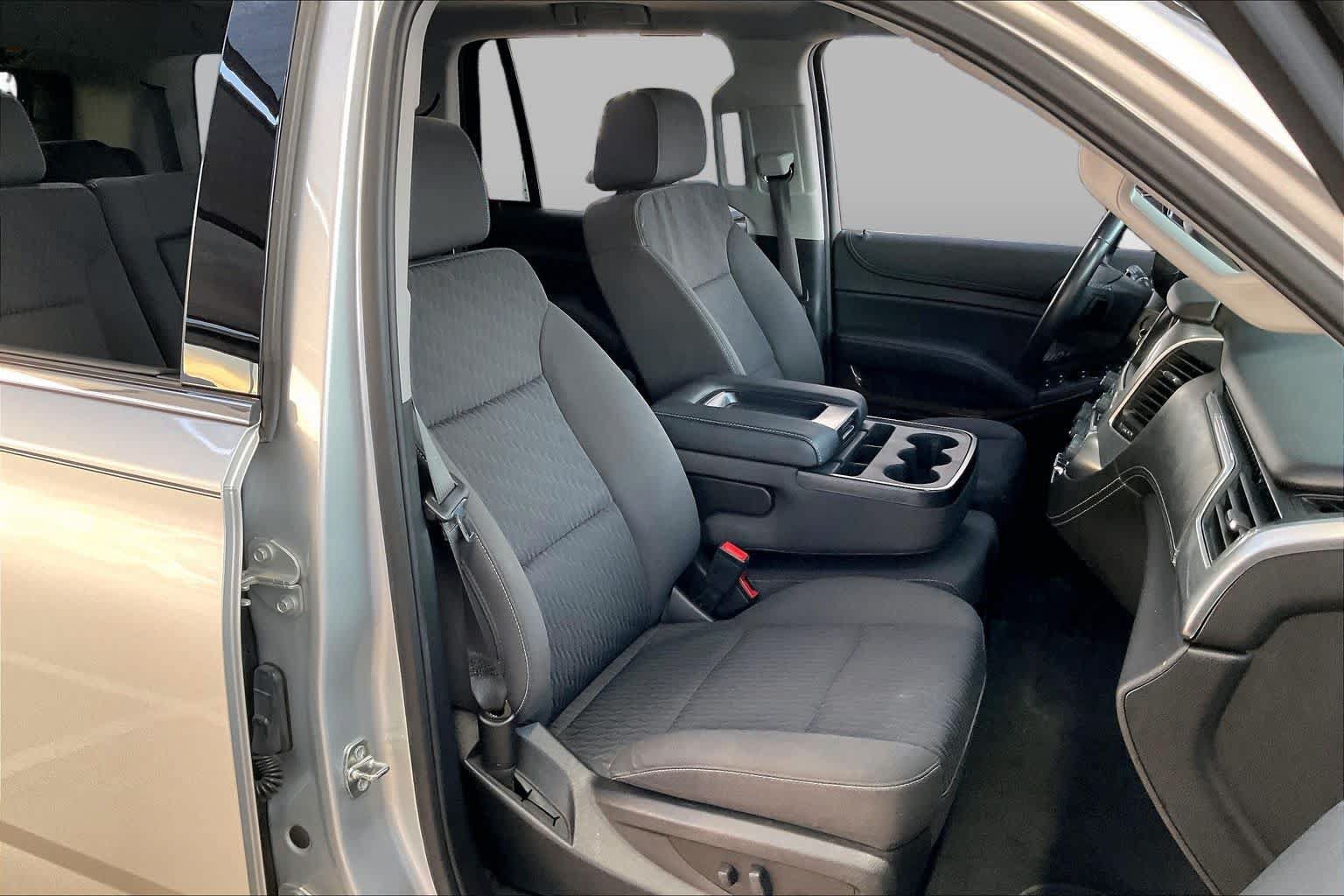 Used 2019 Chevrolet Tahoe LS RWD image 9