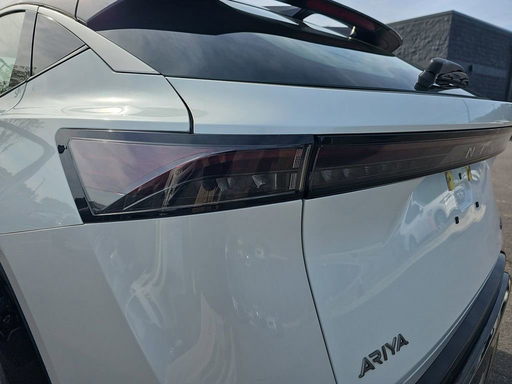 Used 2023 Nissan Ariya FWD image 37