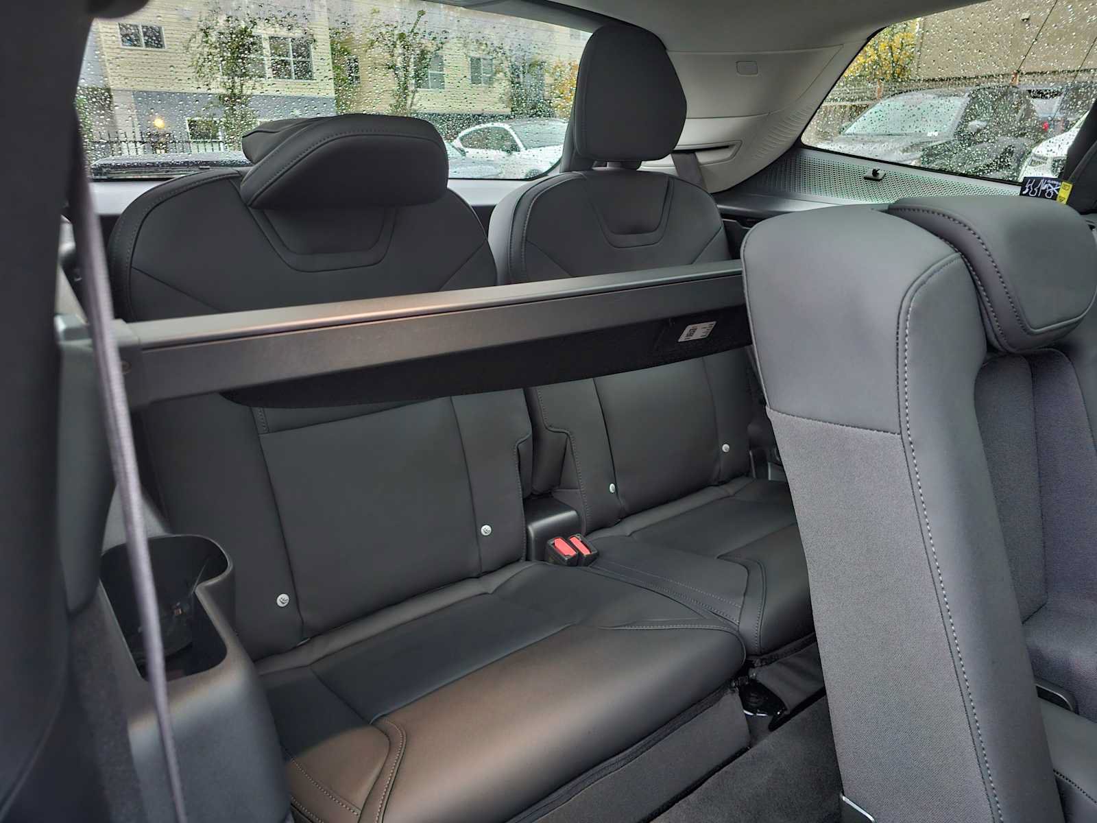 New 2025 Volvo EX90 Plus w/ Protection Package Premier AWD/4WD image 14