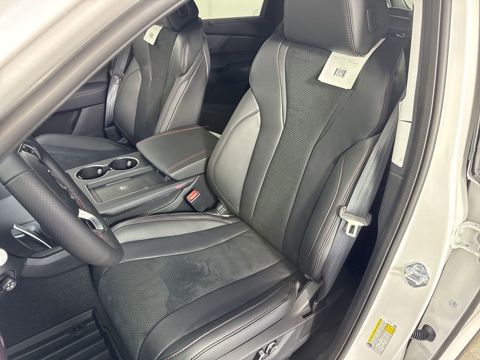 Used 2026 Acura MDX A-Spec AWD/4WD image 19