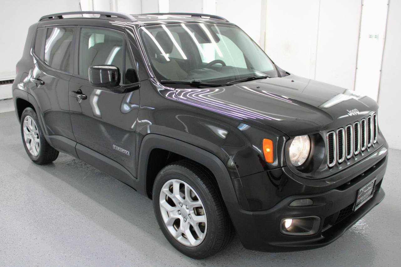 Used 2017 Jeep Renegade Latitude image 11
