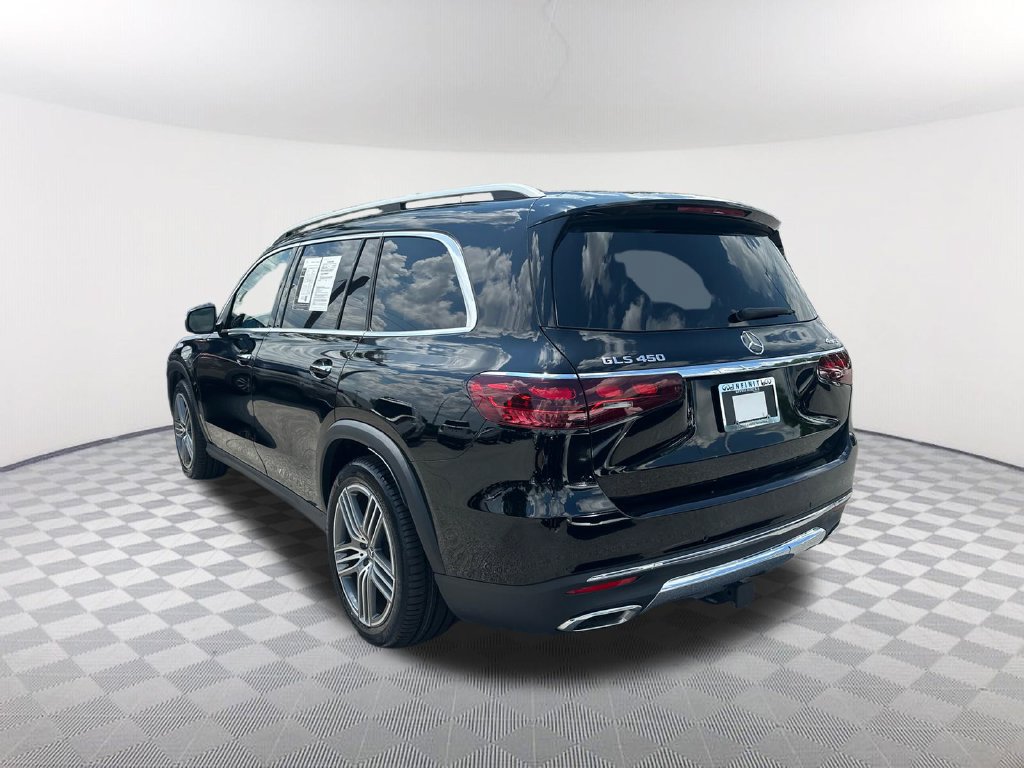 Used 2024 Mercedes-Benz GLS 450 4MATIC image 7