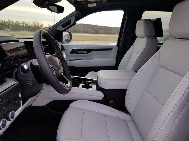 New 2026 Chevrolet Suburban Premier image 10