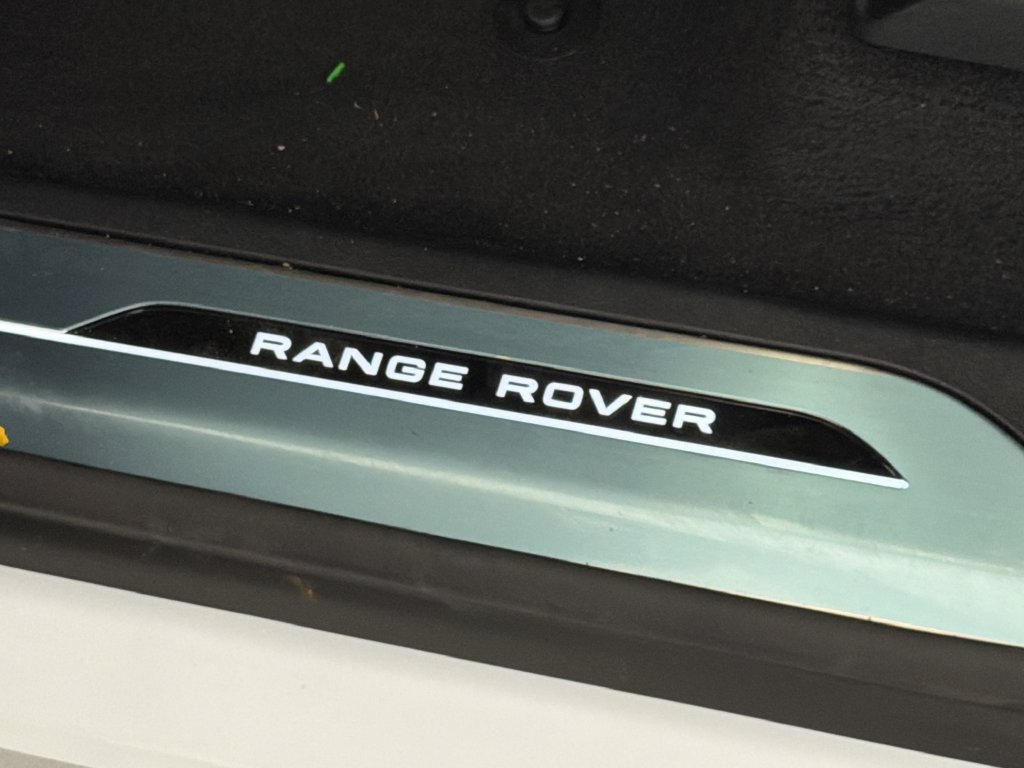 New 2027 Land Rover Range Rover Sport SE AWD/4WD image 29