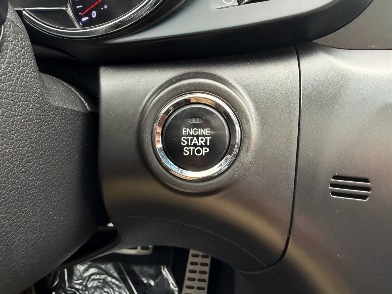 Used 2013 Kia Optima SX w/ Chrome Limited Pkg image 33