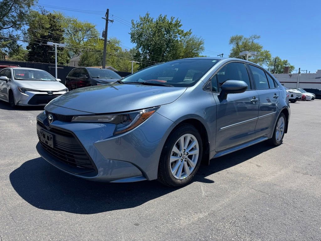 Certified 2026 Toyota Corolla LE w/ LE Premium Package FWD image 1