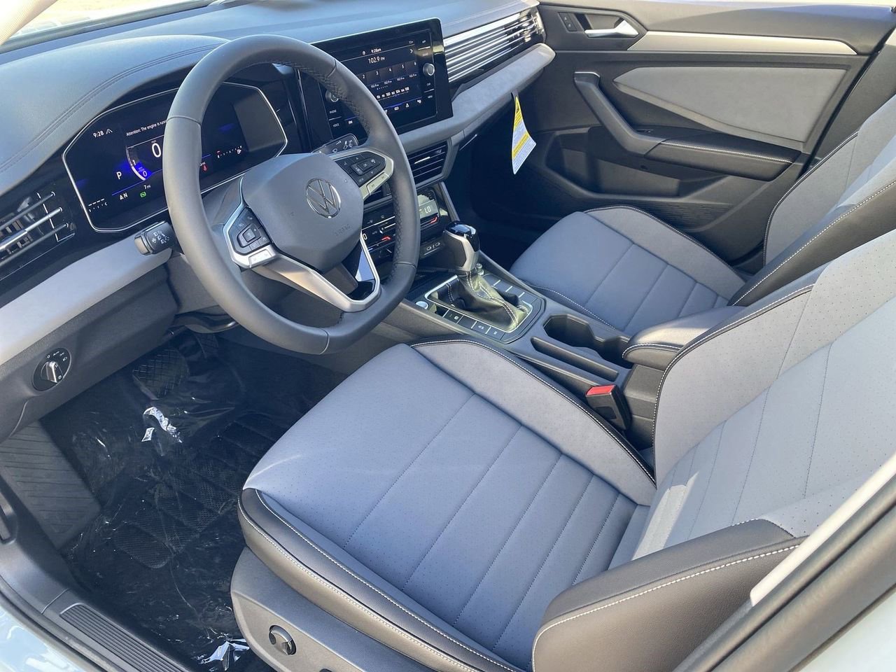 New 2026 Volkswagen Jetta SE FWD image 14