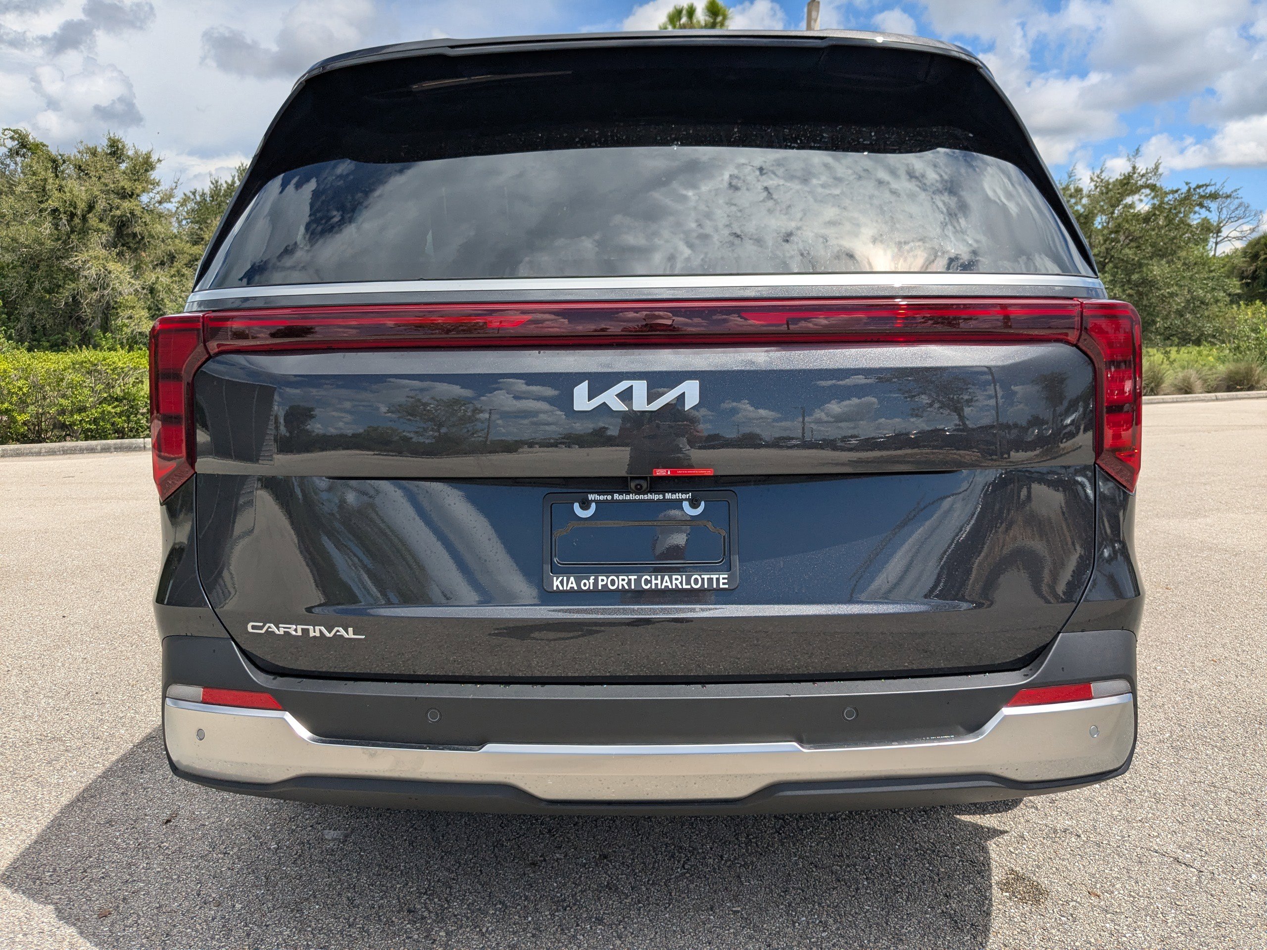 New 2026 Kia Carnival SX image 6