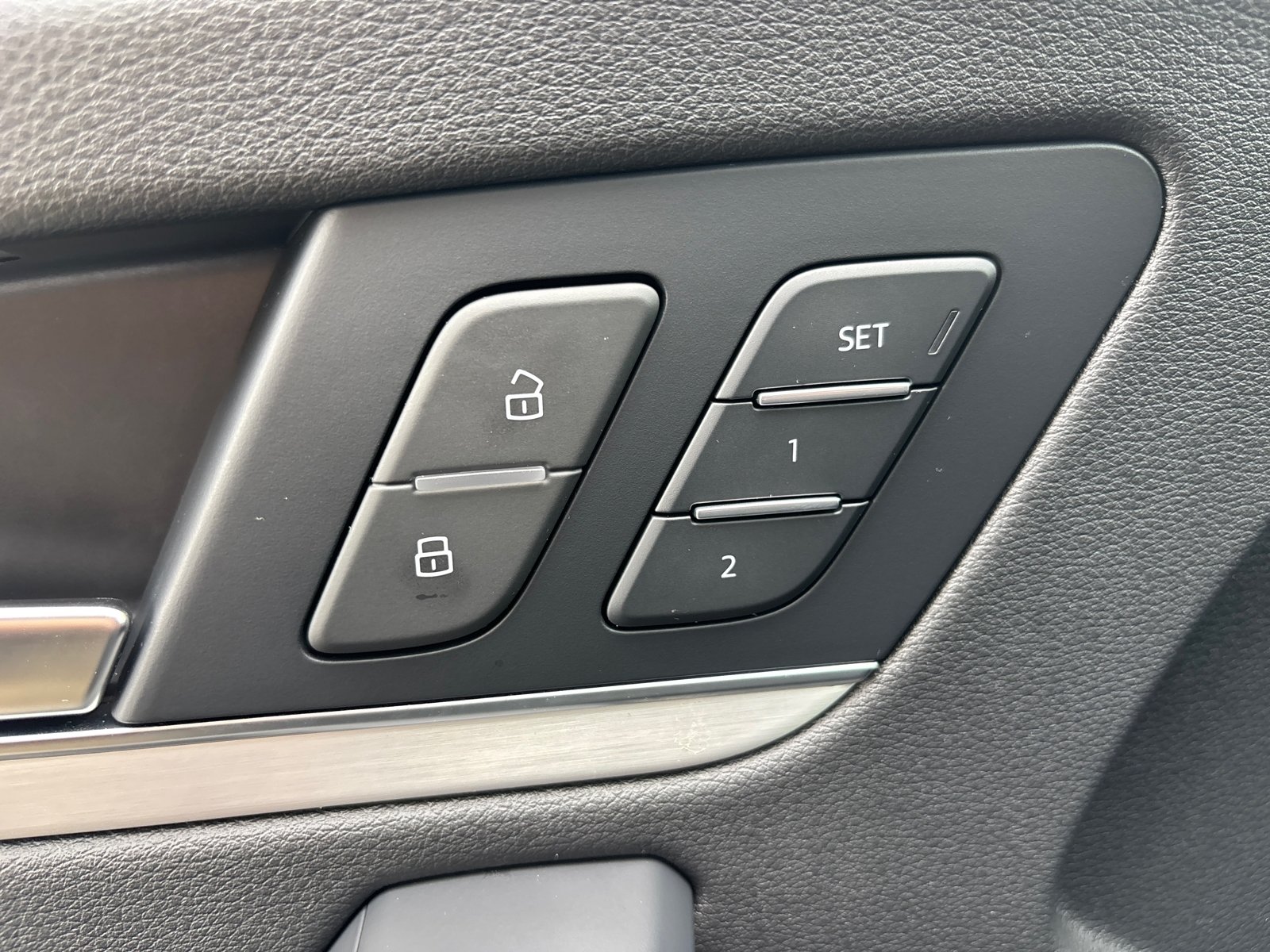 Used 2021 Audi SQ5 Premium Plus w/ Premium Plus Package AWD/4WD image 20