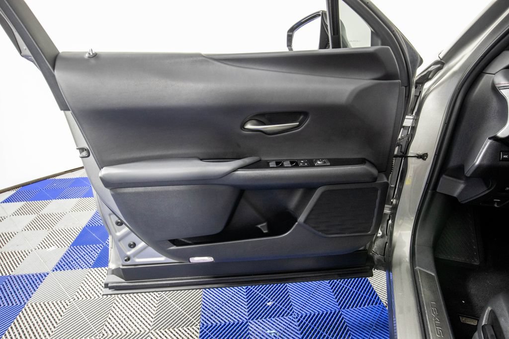 Used 2019 Lexus UX 200 F Sport w/ F Sport Premium Package FWD image 14