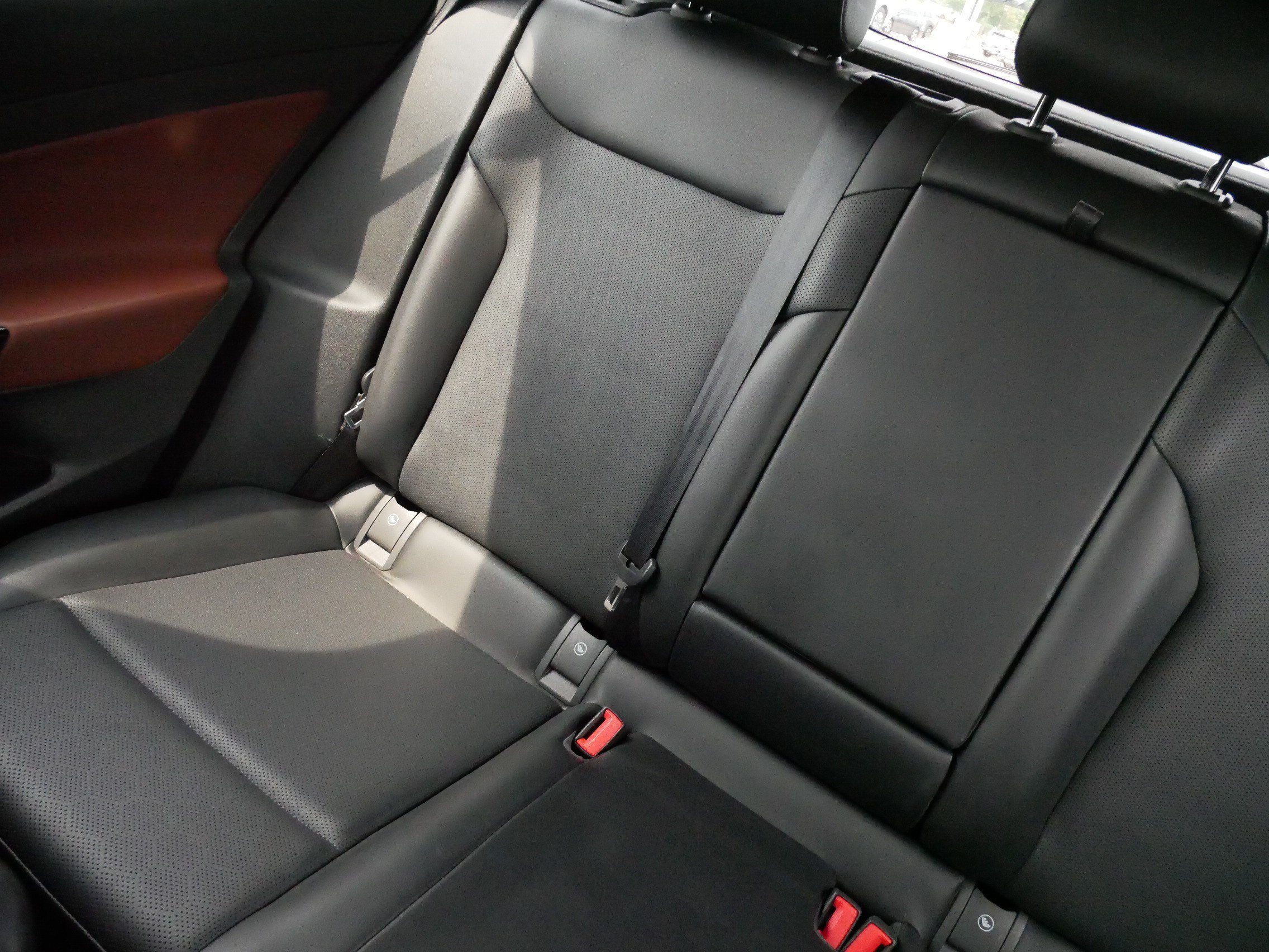Certified 2022 Volkswagen ID.4 Pro S AWD/4WD image 12
