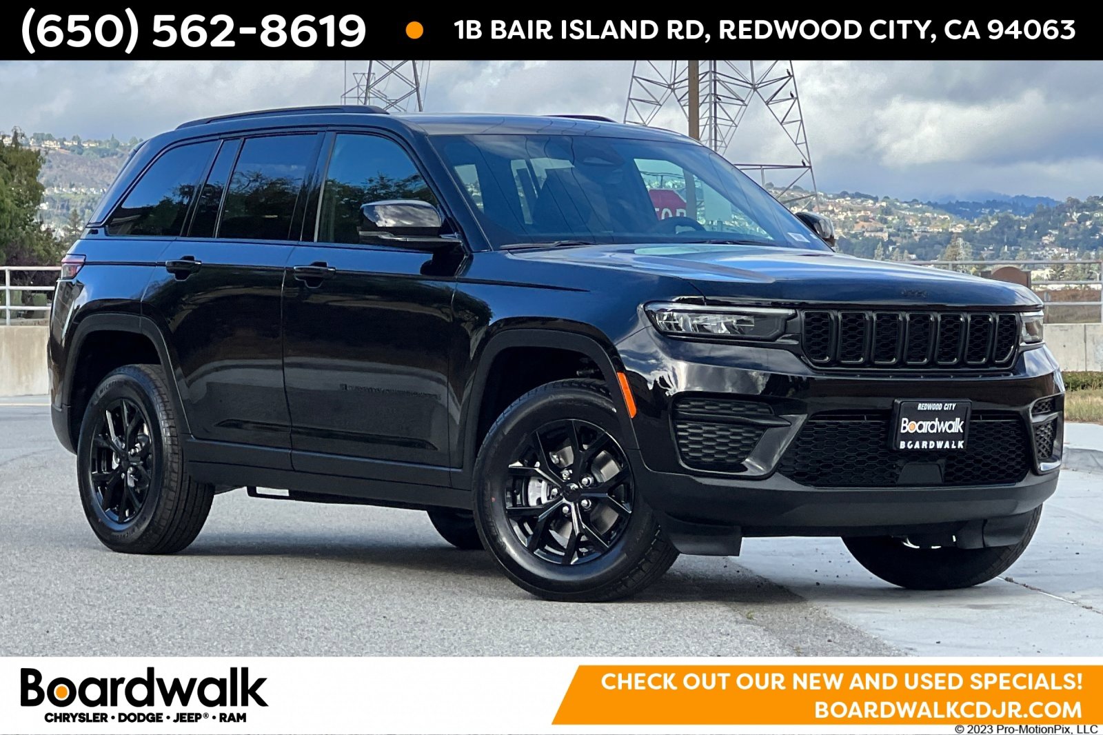 New 2025 Jeep Grand Cherokee Altitude image 1