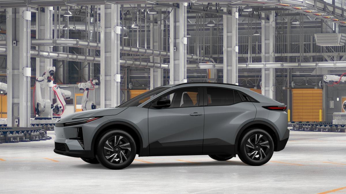 New 2026 Toyota C-HR image 3