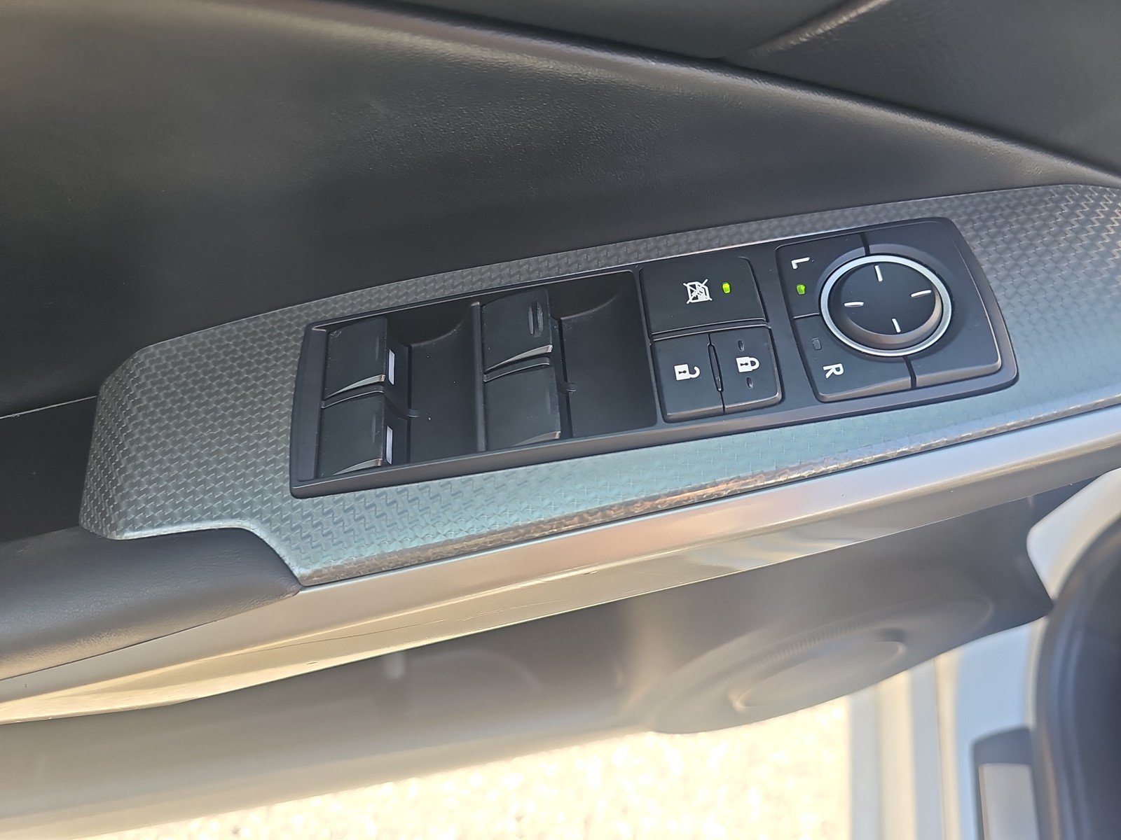 Used 2016 Lexus IS 200t RWD image 11