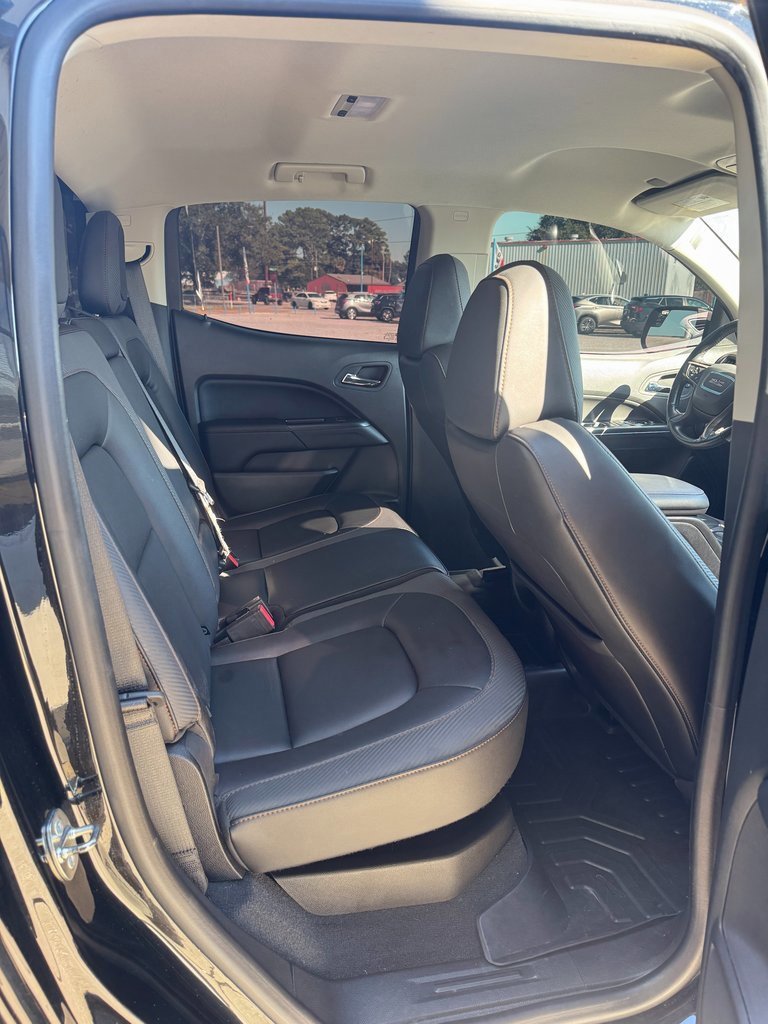 Used 2022 GMC Canyon AT4 image 11